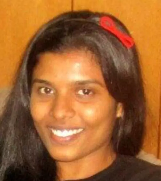 Lakhmi, Student in Canada